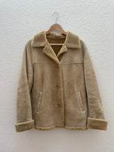 Load image into Gallery viewer, Vintage Blue Duck Sheepskin Shearling
