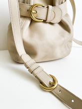 Load image into Gallery viewer, Vintage Coach Bone Soho Belted Pouch
