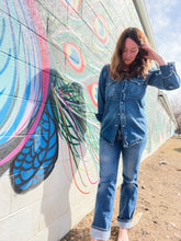 Load image into Gallery viewer, VINTAGE Levi&#39;s 517 Jeans - Select Your Size &amp; Wash
