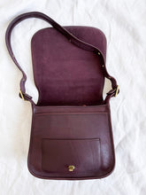 Load image into Gallery viewer, Vintage Coach New York City Stewardess Bag
