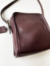 Load image into Gallery viewer, Vintage Coach Bellini Zip
