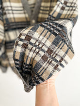 Load image into Gallery viewer, Vintage Oversized Cardigan
