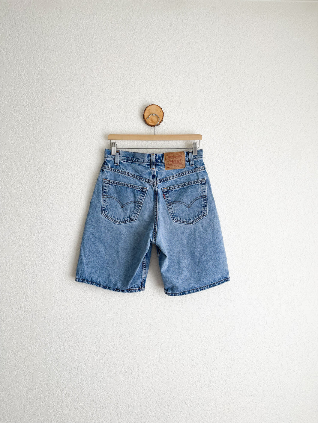 Vintage Levi's 560 Jean Shorts - 29.5