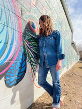 Load image into Gallery viewer, VINTAGE Levi&#39;s 517 Jeans - Select Your Size &amp; Wash
