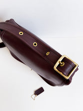 Load image into Gallery viewer, Vintage Coach New York City Stewardess Bag
