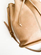 Load image into Gallery viewer, Vintage Coach Drawstring Sac
