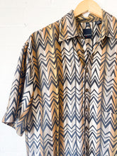 Load image into Gallery viewer, Unisex Button Up
