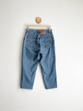 Load image into Gallery viewer, Vintage Levi&#39;s 15951 Jeans - 30.5&quot; Waist
