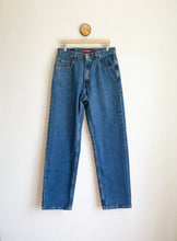 Load image into Gallery viewer, Vintage Levi&#39;s 569 Jeans - 34&quot; Waist
