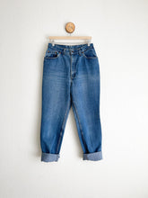 Load image into Gallery viewer, Vintage Levi&#39;s 18505 Jeans - 30&quot; Waist
